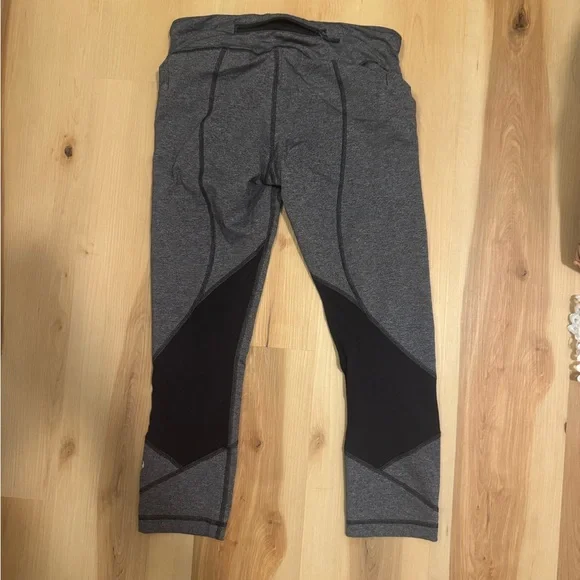 Lululemon Pace Rival Crop 22" Legging size 6 - Picture 6 of 7